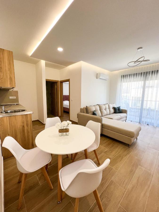Square Residence Ülgün Dış mekan fotoğraf