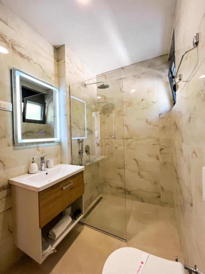 Square Residence Ülgün Dış mekan fotoğraf