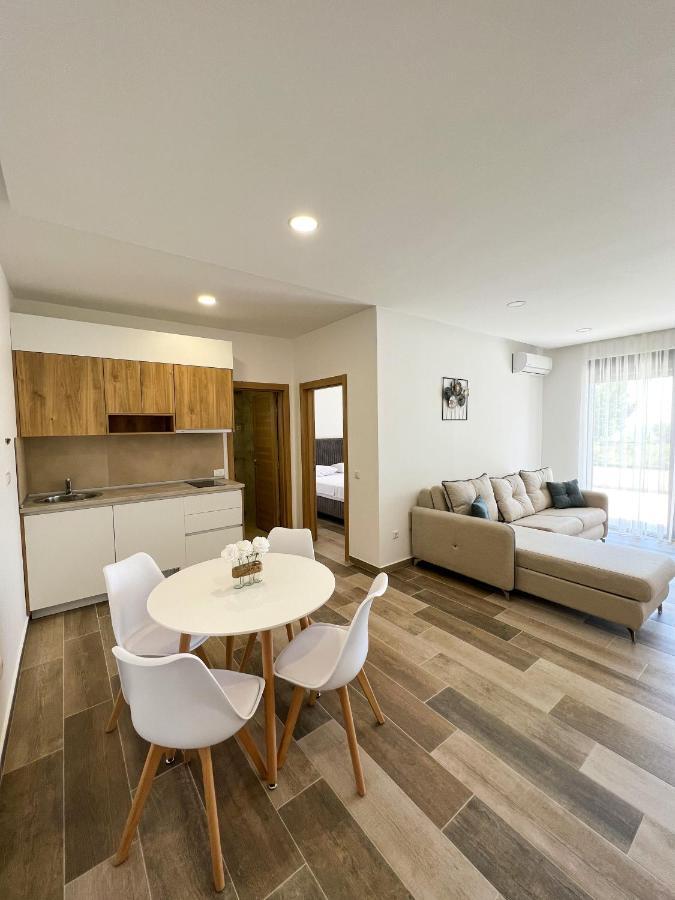 Square Residence Ülgün Dış mekan fotoğraf