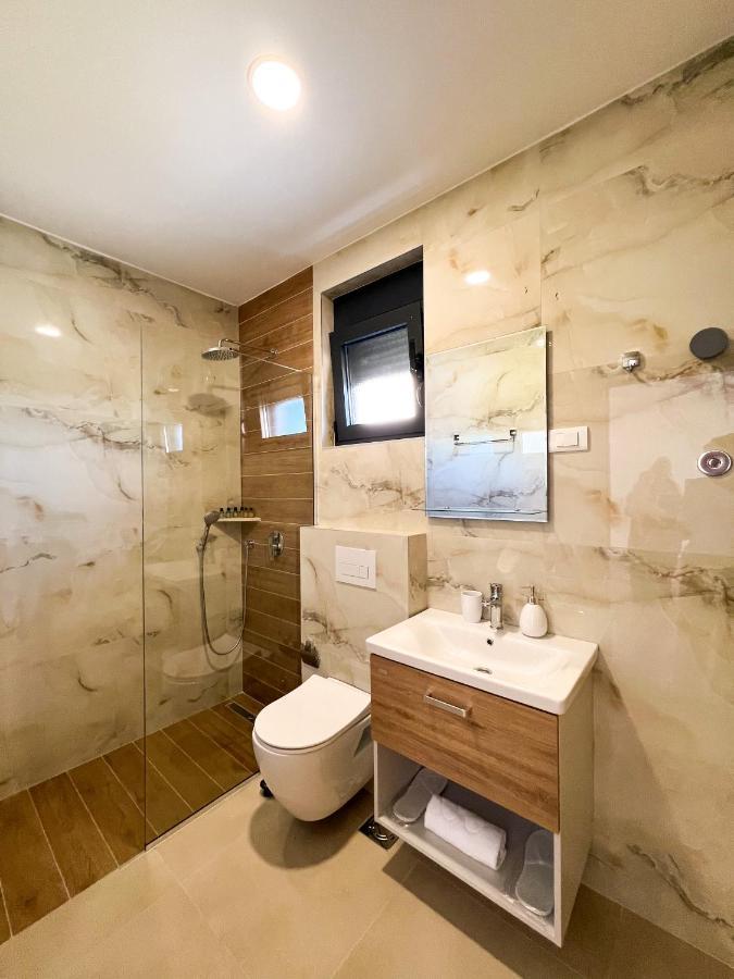 Square Residence Ülgün Dış mekan fotoğraf