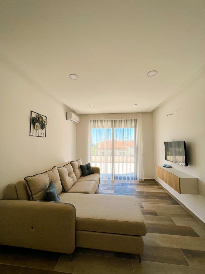 Square Residence Ülgün Dış mekan fotoğraf