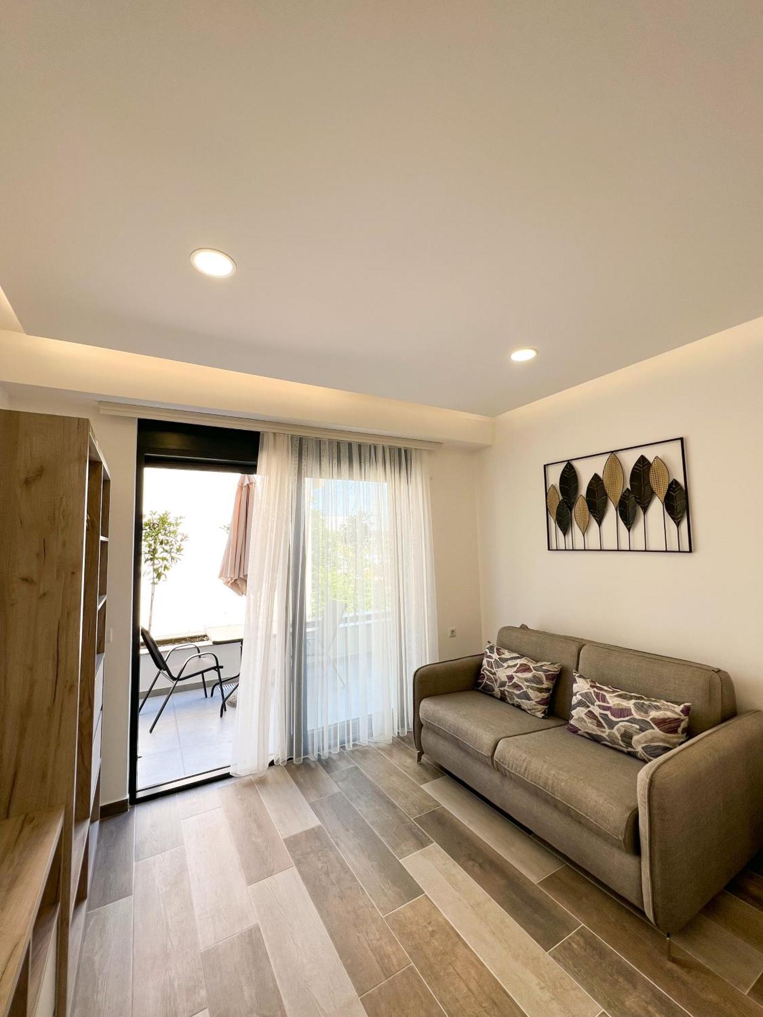 Square Residence Ülgün Dış mekan fotoğraf