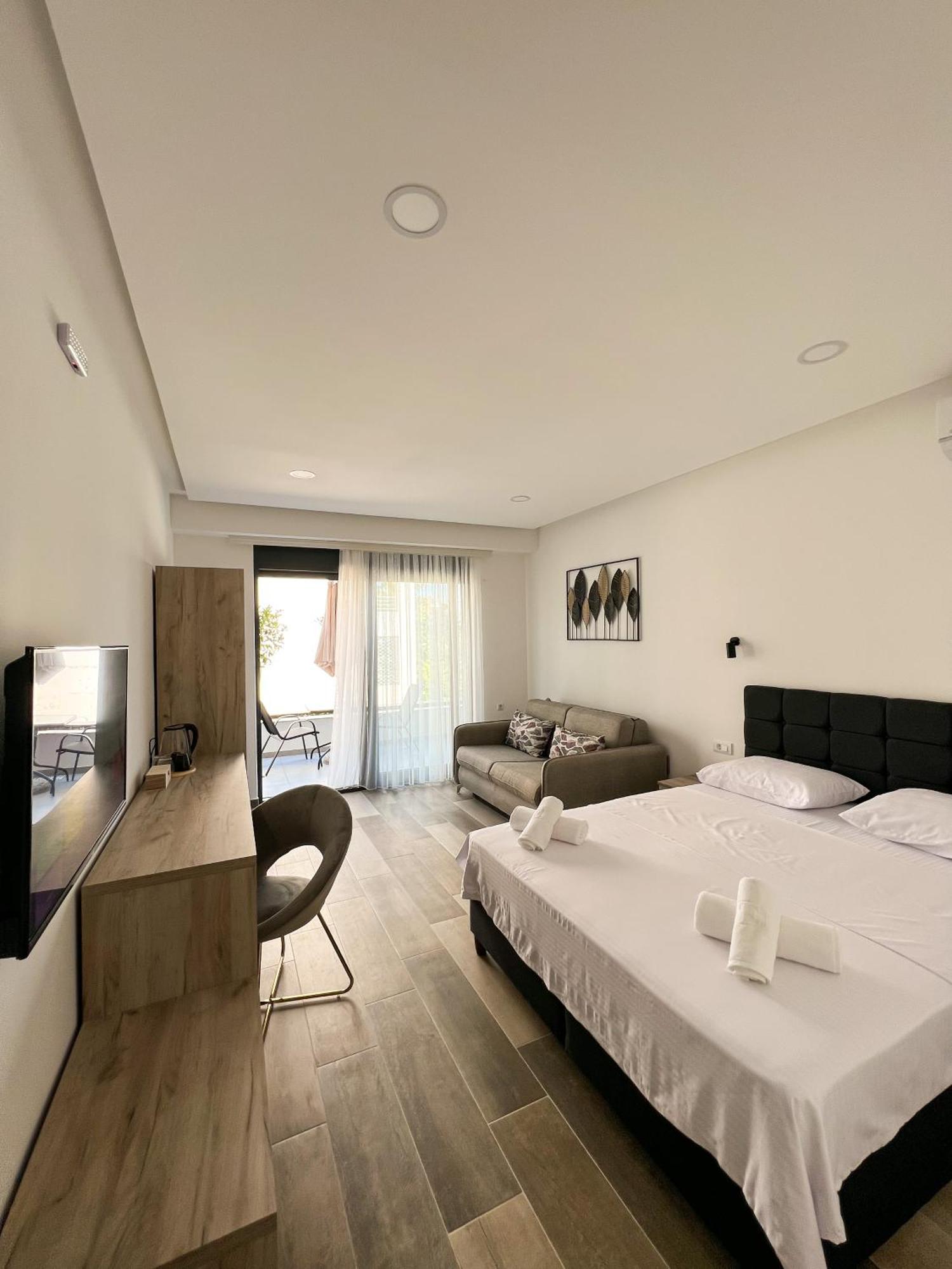 Square Residence Ülgün Dış mekan fotoğraf